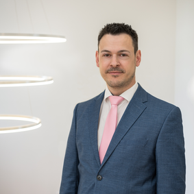 Finanzmakler Versicherungsmakler Lars Schultze