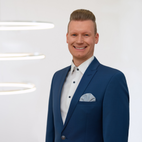 Finanzmaklerassistent der DKG